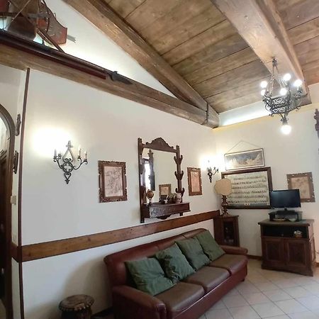 Casa Serafina Trilocale Con Arredi D'Arte E Parcheggio Privato Орв'єто Екстер'єр фото