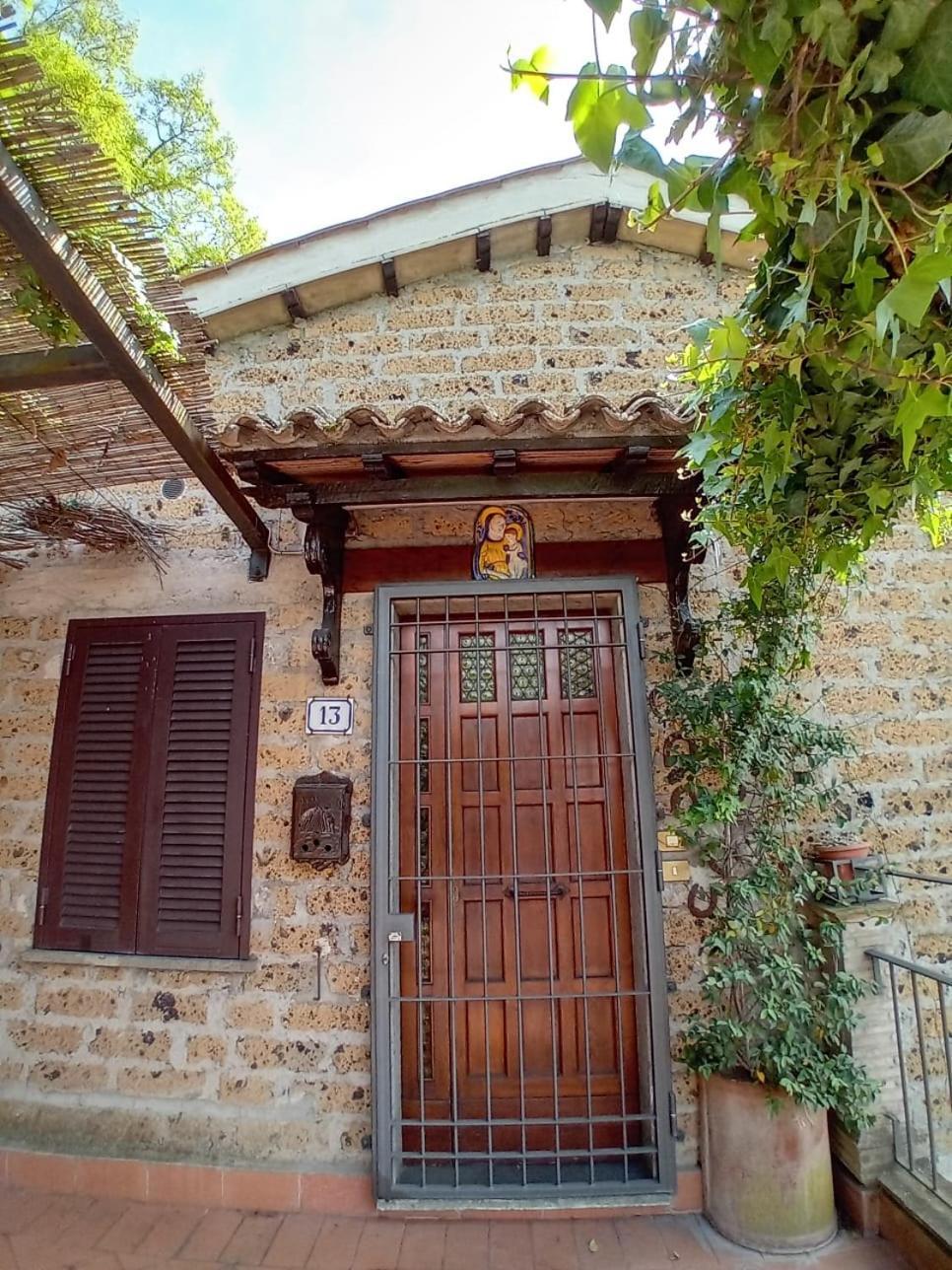 Casa Serafina Trilocale Con Arredi D'Arte E Parcheggio Privato Орв'єто Екстер'єр фото