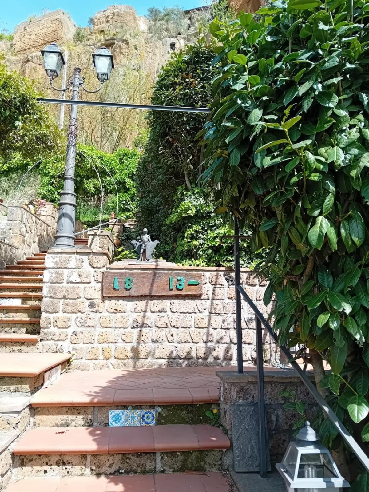Casa Serafina Trilocale Con Arredi D'Arte E Parcheggio Privato Орв'єто Екстер'єр фото